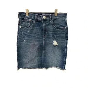 Express denim distressed mini skirt size 2. UEC
